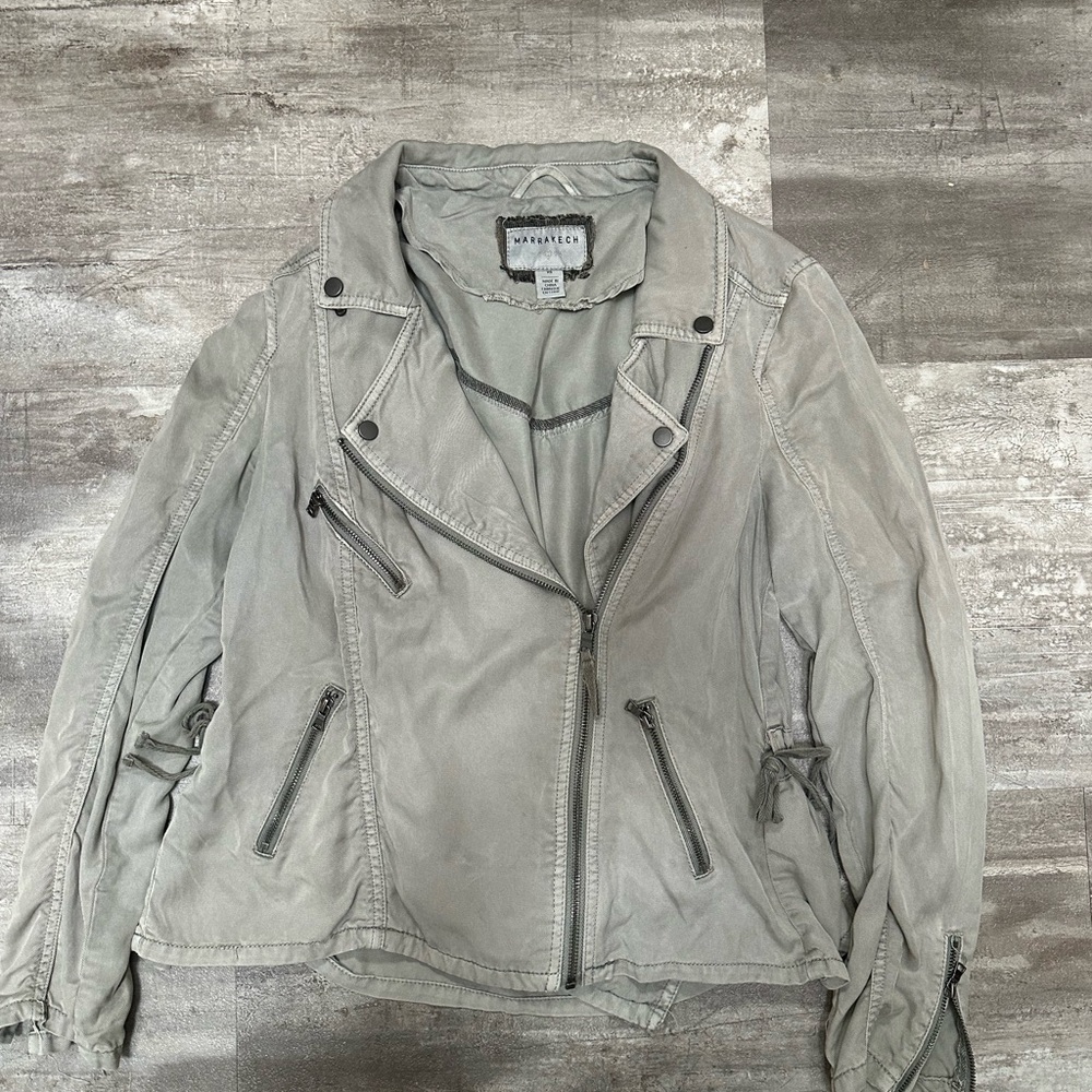 Universal Thread Women's Gray Leather Jacket - image 1